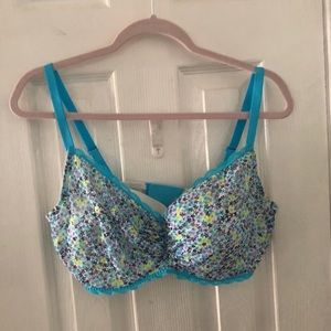 Victoria’s Secret Floral Bra 38DD